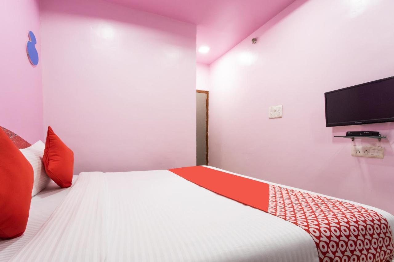 Oyo 14594 Hotel Amaltas 우자인 외부 사진