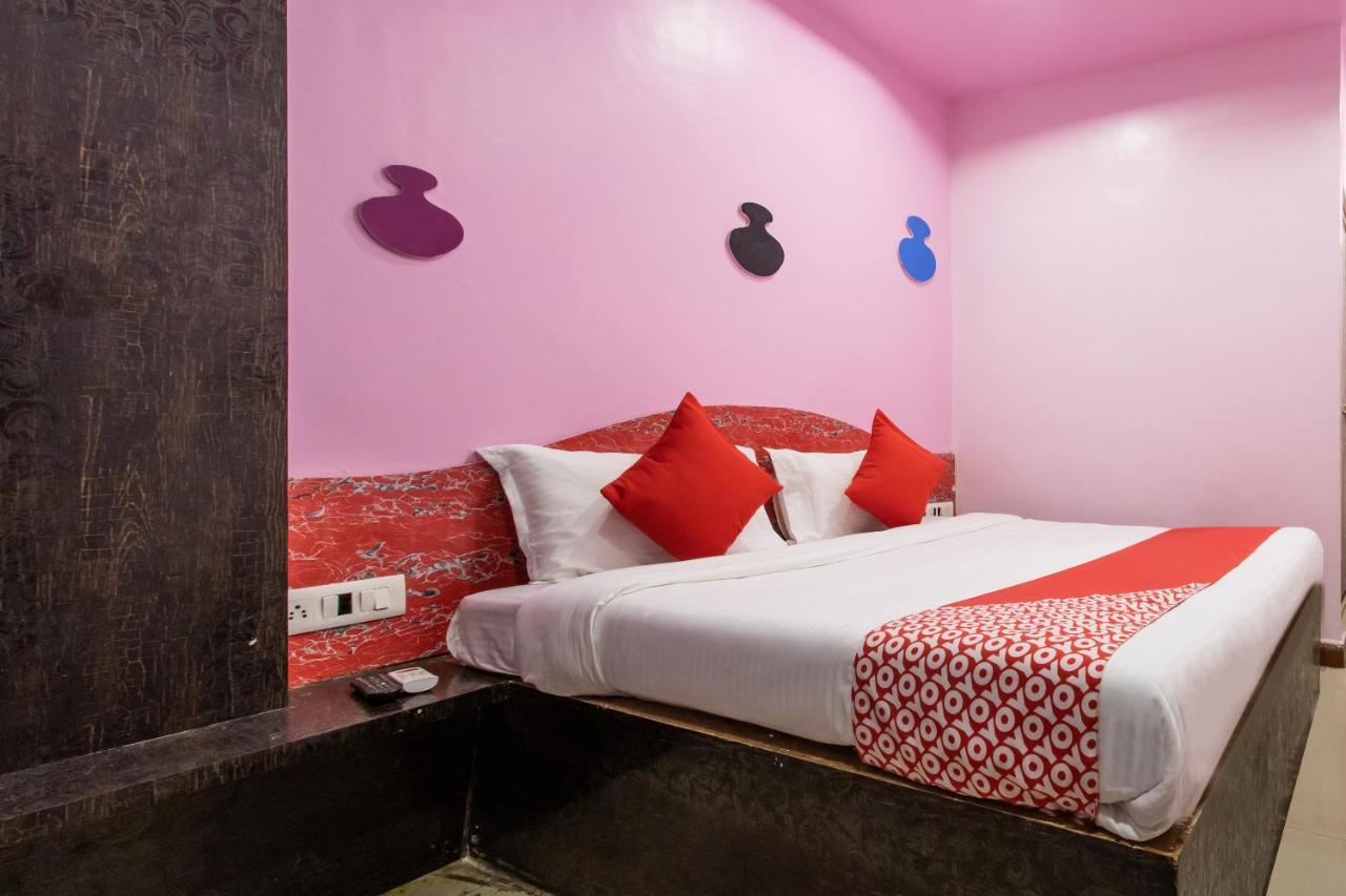 Oyo 14594 Hotel Amaltas 우자인 외부 사진